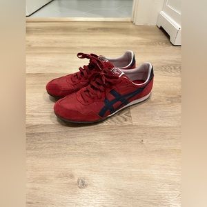 Onitsuka Tiger Serrano men’s 8 / women’s 9.5 Red/Navy